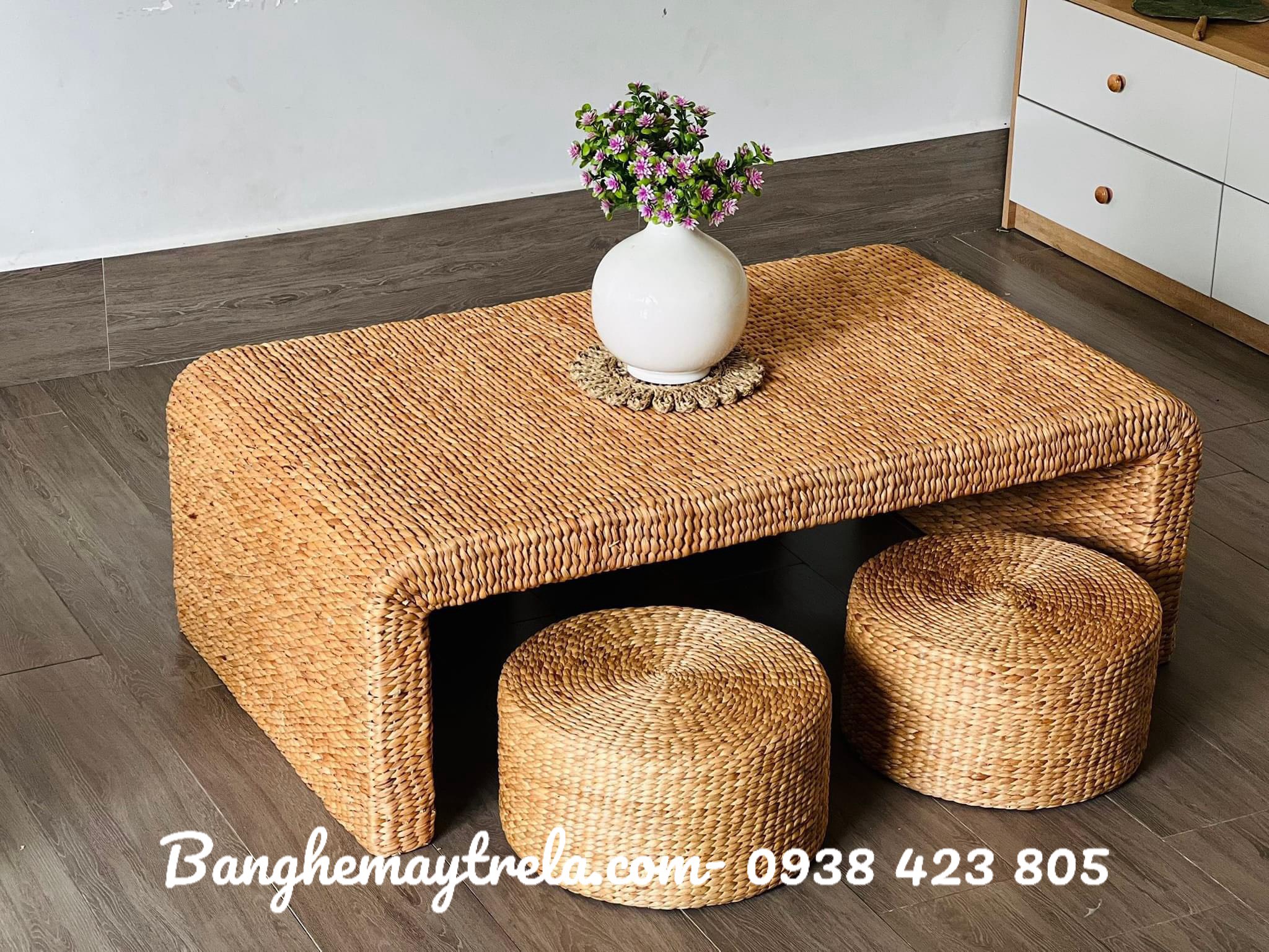 Bàn ghế đôn lục bình ngồi trà đạo